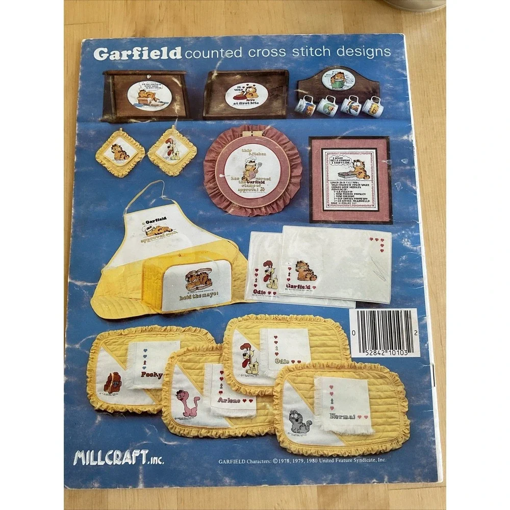 Vintage Garfield Cooks Up a Storm Cross Stitch Pattern Book 1984 Millcraft 12